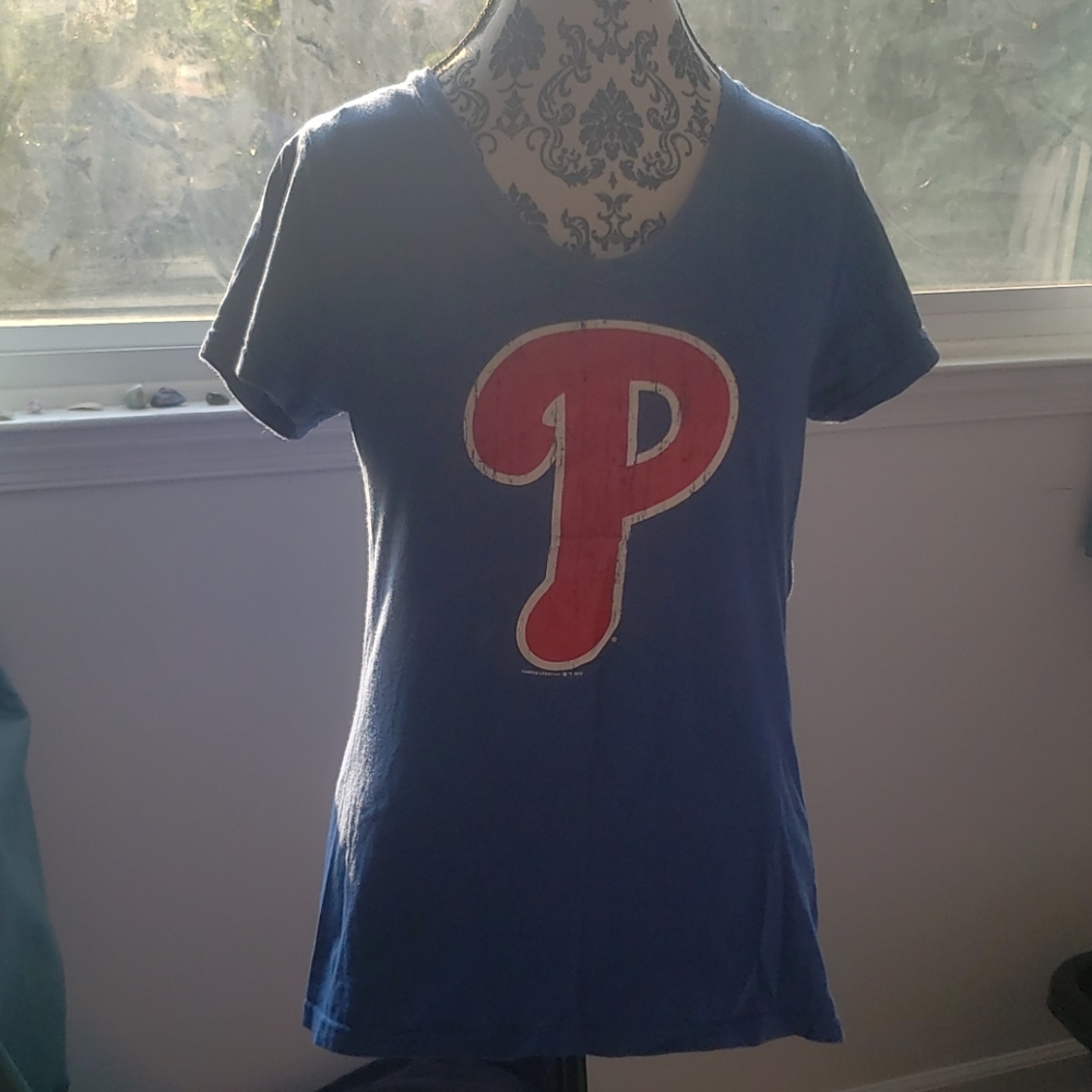 Philadelphia Phillies v-neck Tshirt